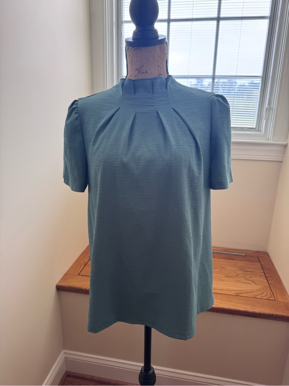 SHEIN Teal Short Puff Sleeve Mock Neck Blouse